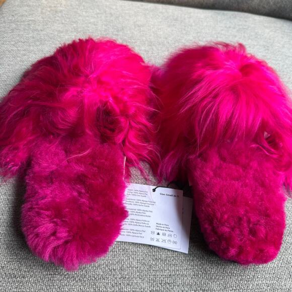 Ariana Bohling Suri Alpaca Fur Slippers Hot Pink Women's Small (6/7) New - Picture 7 of 15